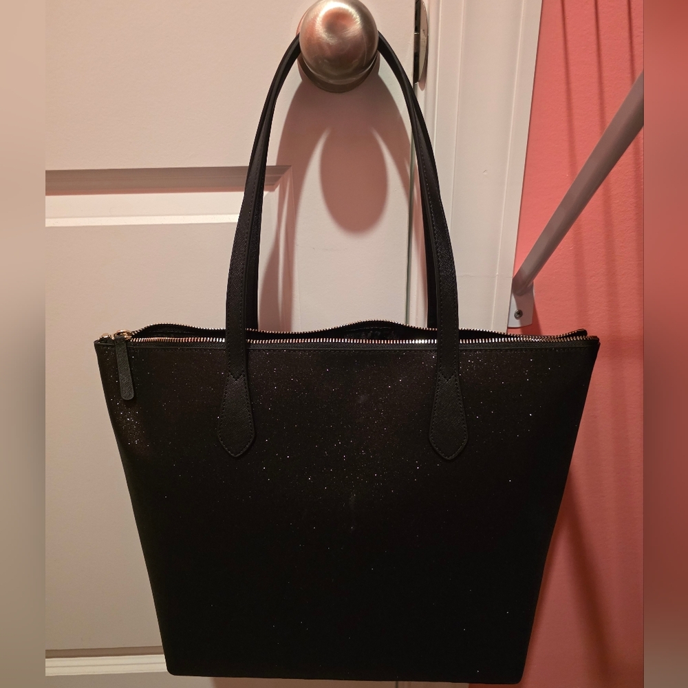 Kate Spade Tote - Picture 2 of 8